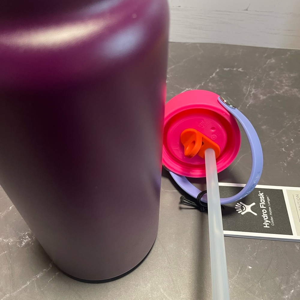 Hydro Flask 32 oz Wide Mouth with Flex Straw Cap in Sugarplum - Picture 5 of 11